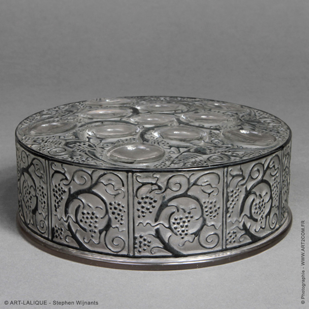 Boîte R.LALIQUE 1926