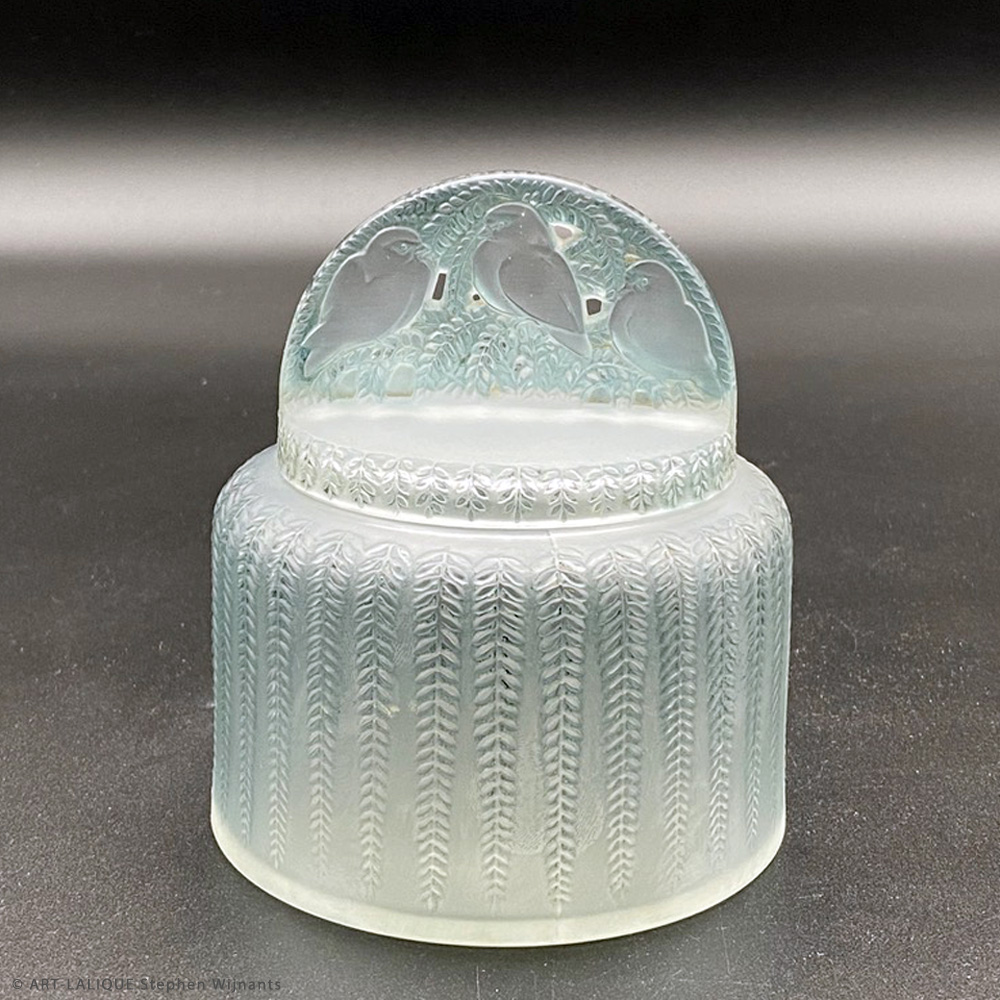 Boîte R.LALIQUE 1933