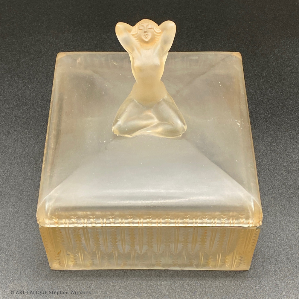 Boîte R.LALIQUE 1928