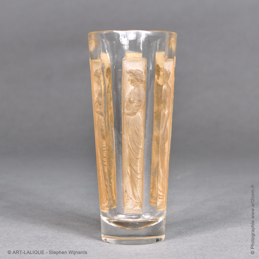 Cup R.LALIQUE 1911