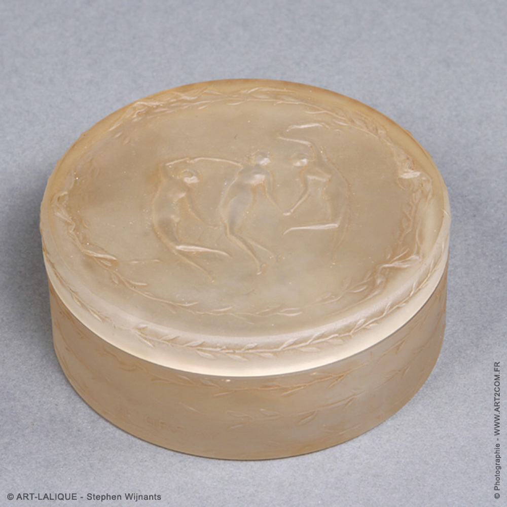 Powder box  R.LALIQUE 1912