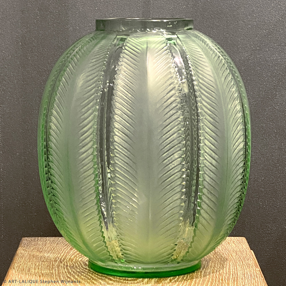 Vase R.LALIQUE 1932